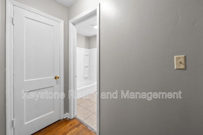 1525 Ferrel Street Unit 6 property image