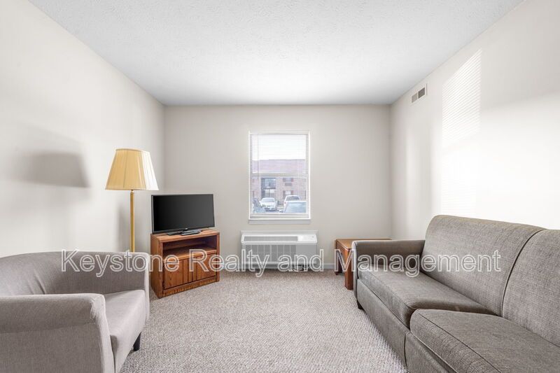 102 Laurel Cove Drive Unit 52 property image