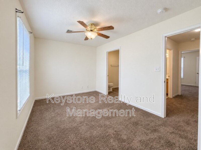 512 Peachers Ridge Road Unit 2B property image