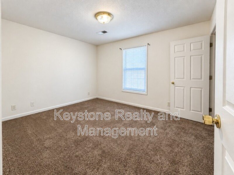512 Peachers Ridge Road Unit 2B property image