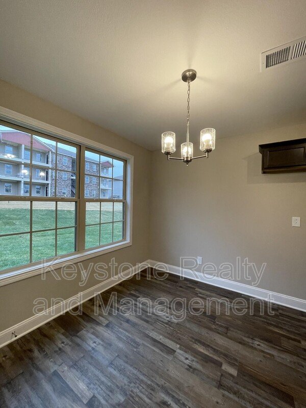 812 Lillian Grace Drive property image