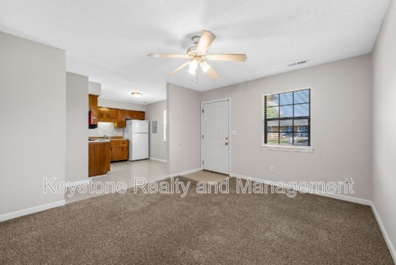 1375 Thompsonville Lane property image