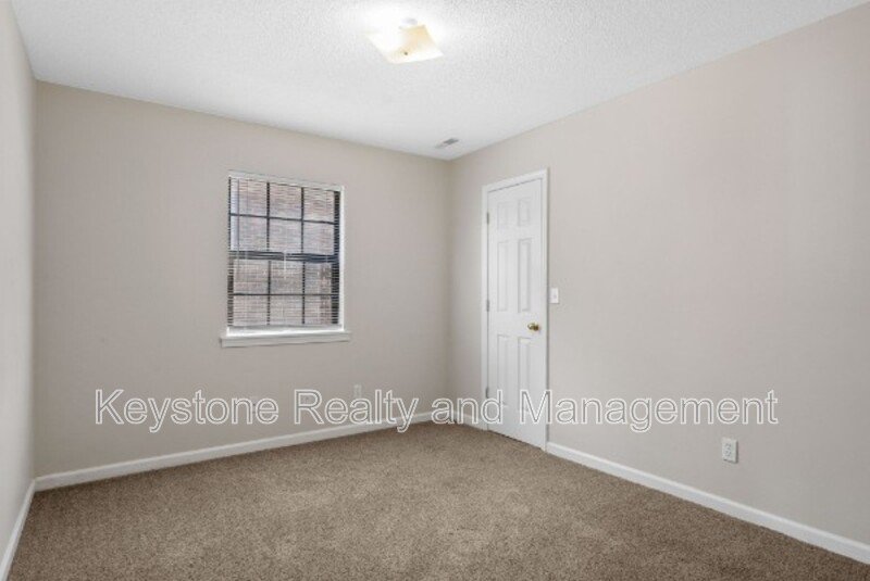 1375 Thompsonville Lane property image
