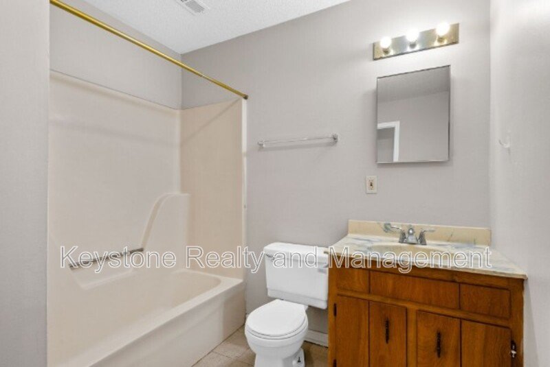 1375 Thompsonville Lane property image
