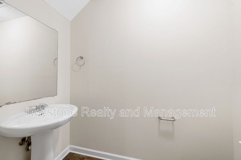 770 Needmore Road property image