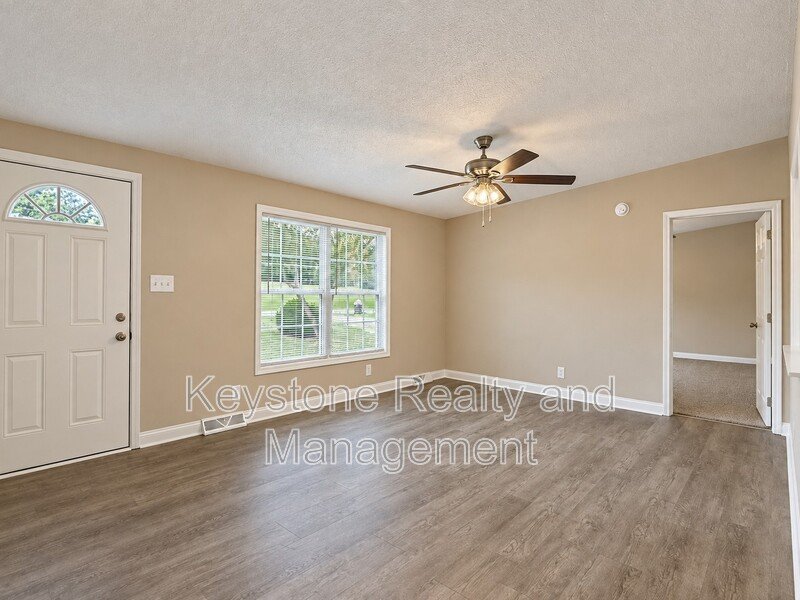 9346 Pembroke Oak Grove Rd property image