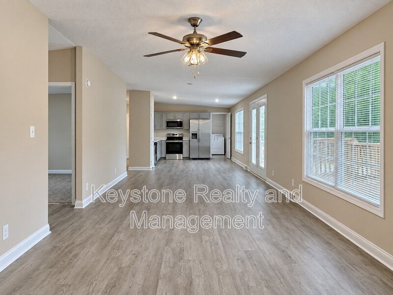 9346 Pembroke Oak Grove Rd property image