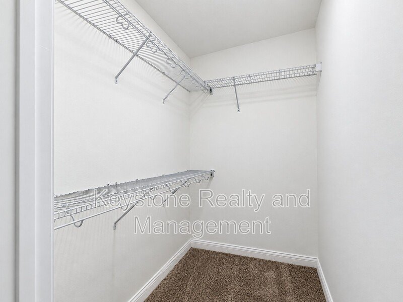 9346 Pembroke Oak Grove Rd property image