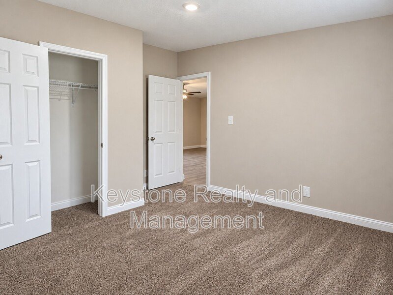 9346 Pembroke Oak Grove Rd property image