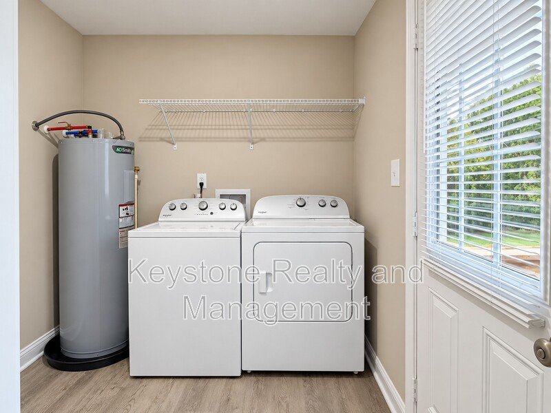 9346 Pembroke Oak Grove Rd property image