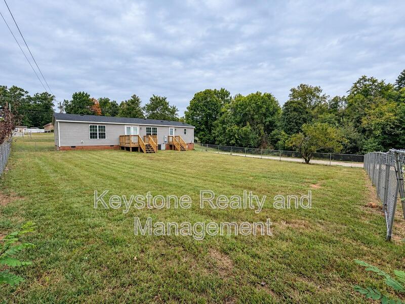 9346 Pembroke Oak Grove Rd property image