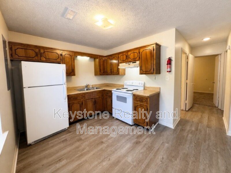 1375 Thompsonville Lane property image