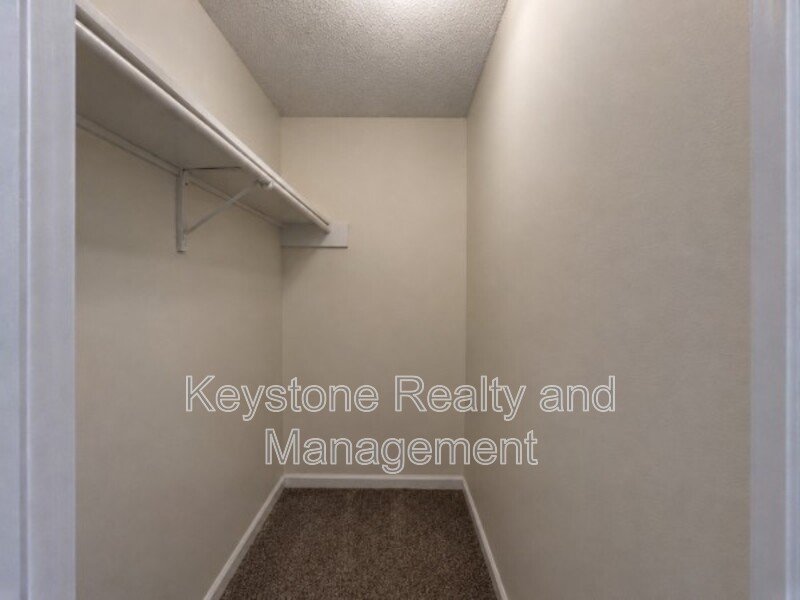 1375 Thompsonville Lane property image