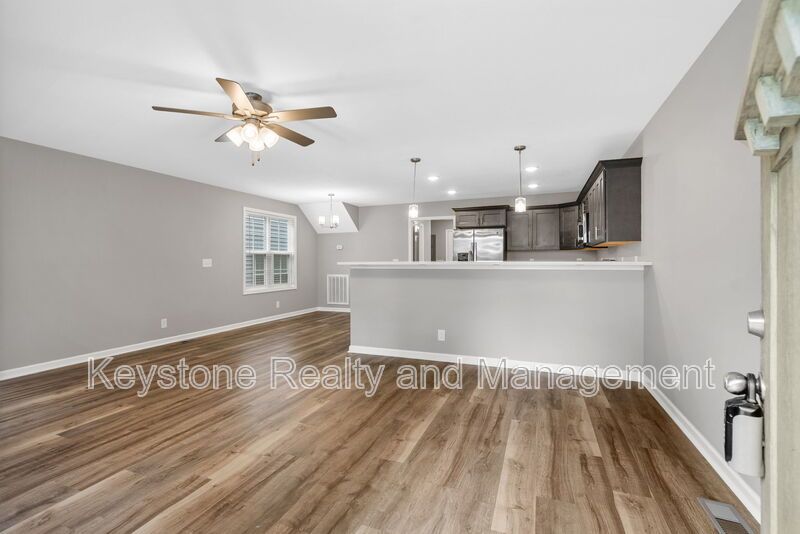 716 Perkins Avenue property image