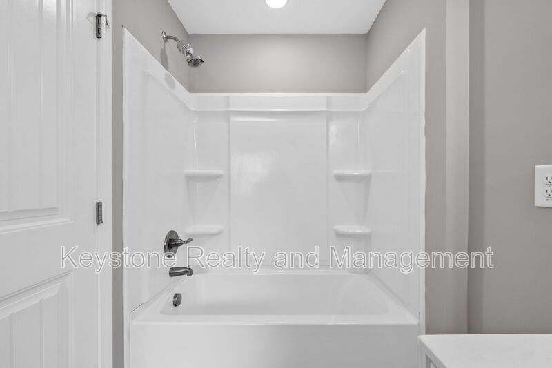 716 Perkins Avenue property image