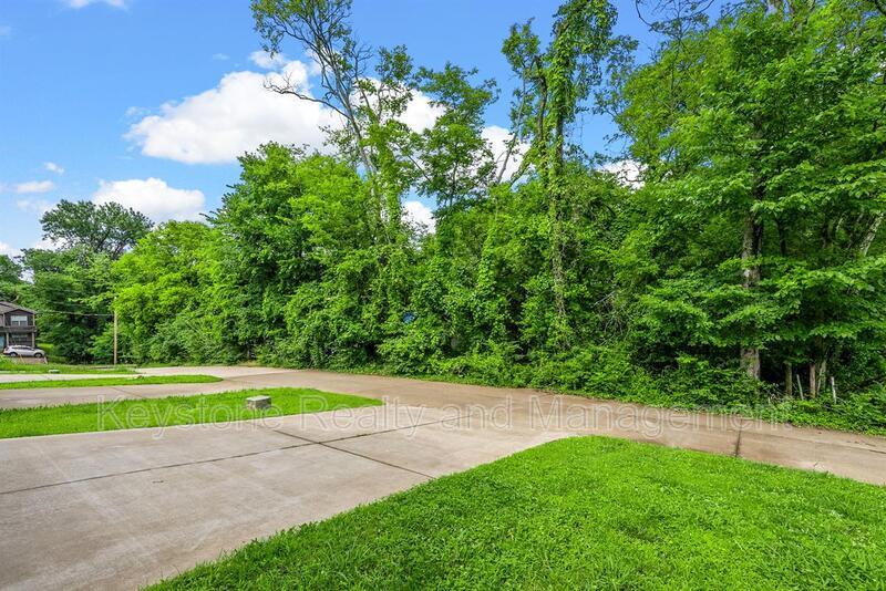 716 Perkins Avenue property image