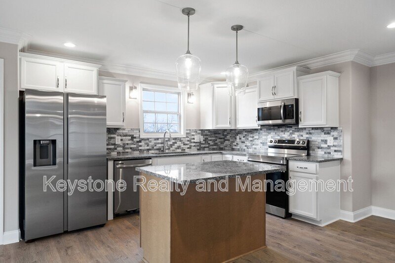 1684 Heritage Drive property image