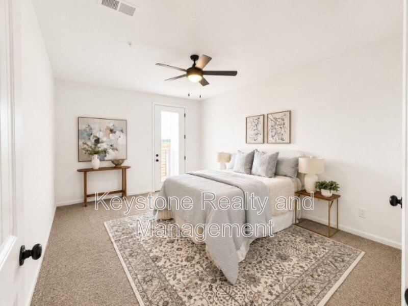 2425 Pea Ridge Road Unit B-204 property image