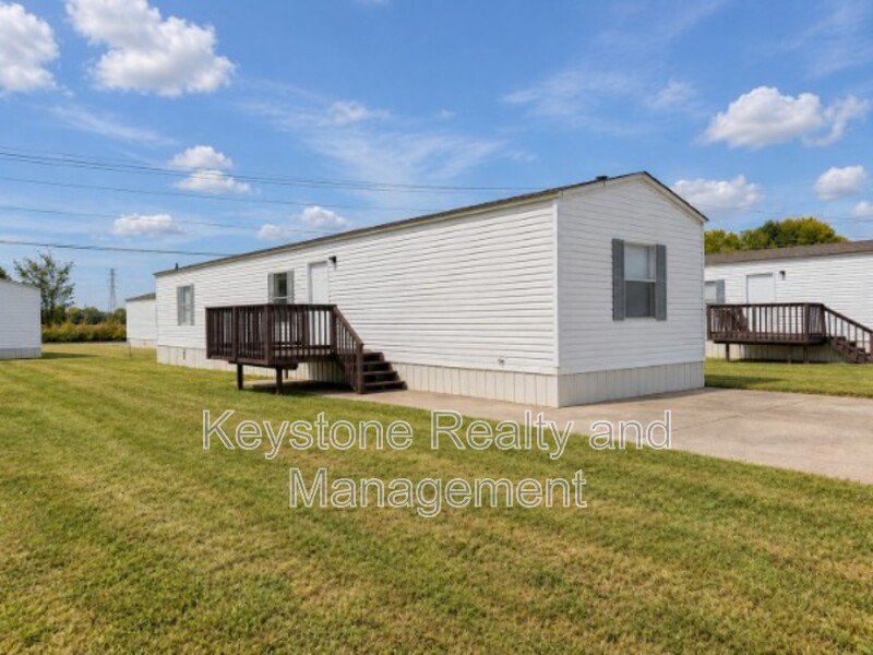 805 Monroe Lane property image