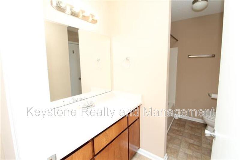 2446 Caroline Drive Unit D property image