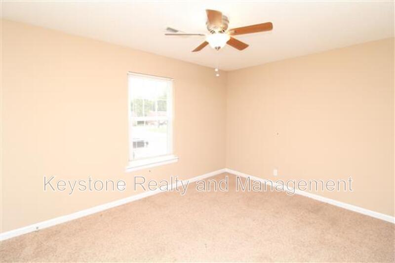 2446 Caroline Drive Unit D property image