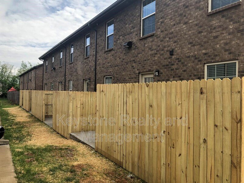 1611 Railton Court Unit J property image