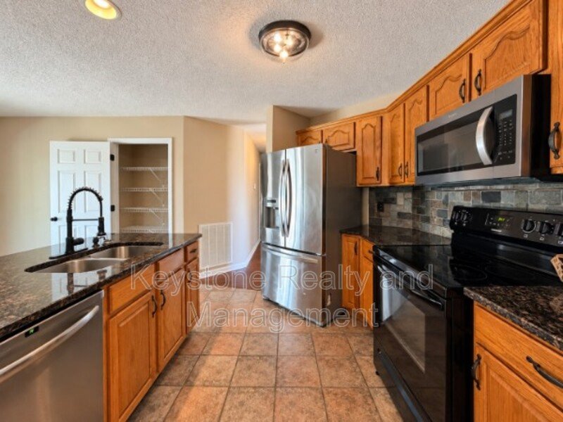 807 Isaac Drive property image