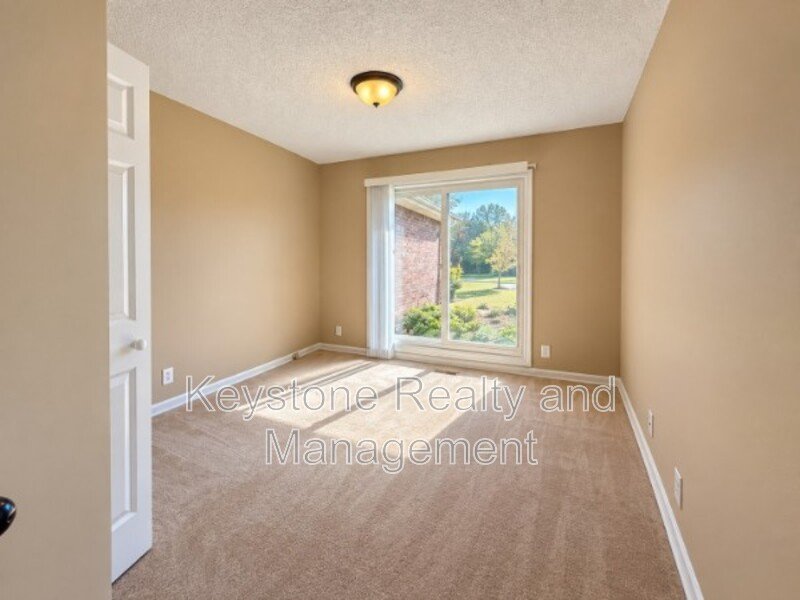 807 Isaac Drive property image