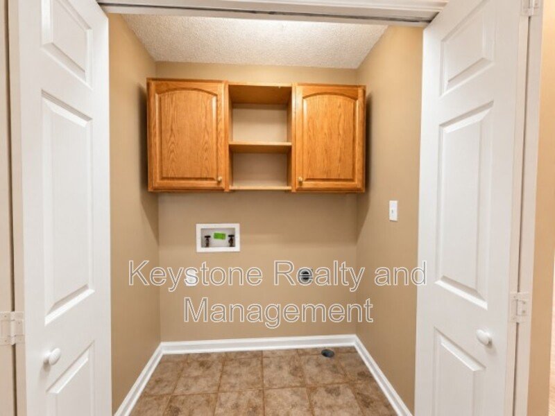 807 Isaac Drive property image