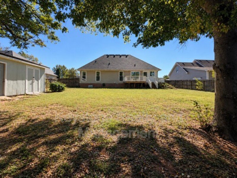807 Isaac Drive property image
