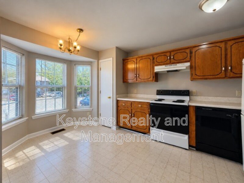 3255 Tower Drive Unit C property image