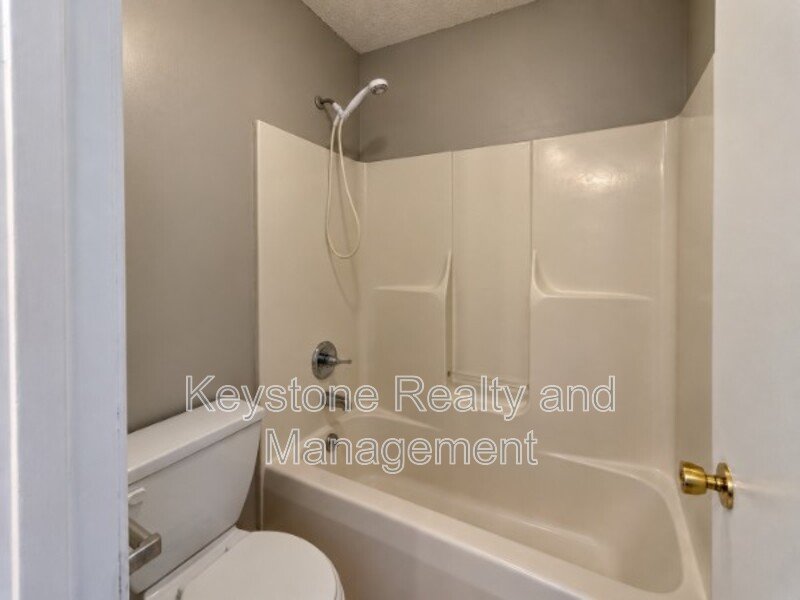 3255 Tower Drive Unit C property image