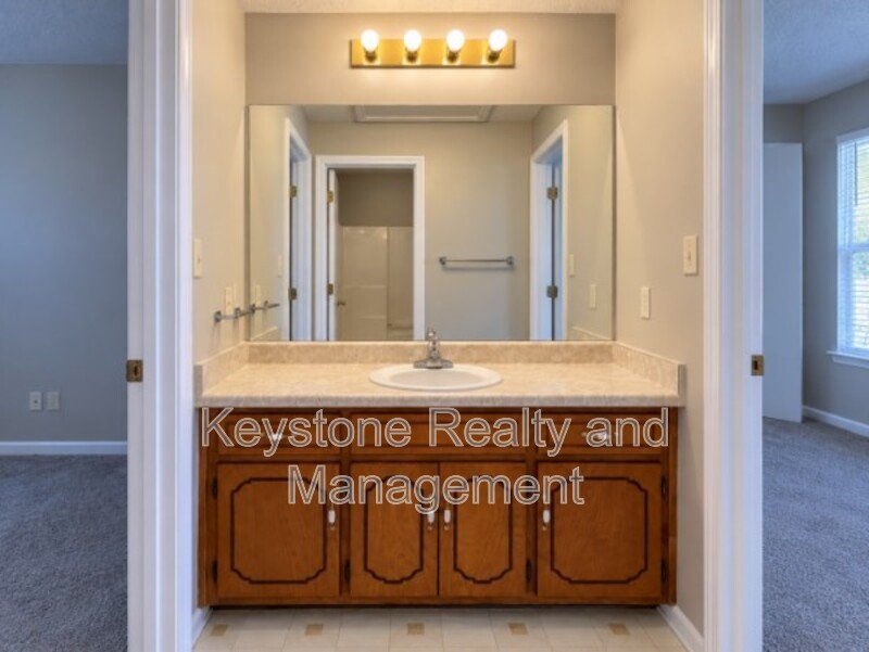 3255 Tower Drive Unit C property image